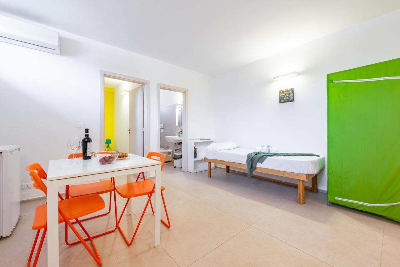 Casalmare Apartments One Step From The Sea Mola di Bari Exteriér fotografie